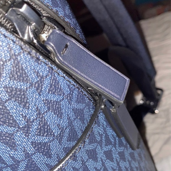 Michael Kors combo backpack - Picture 6 of 10